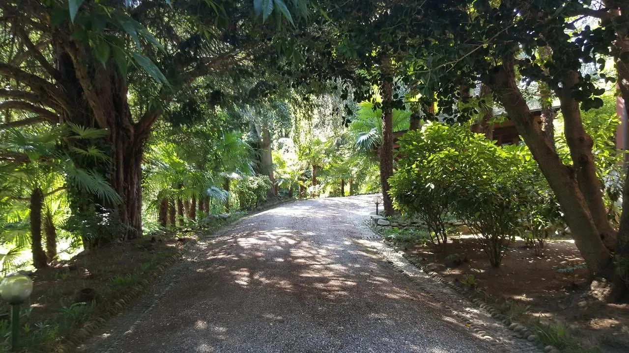 Villa Magnolia Lago Maggiore Besozzo Frühstückspension